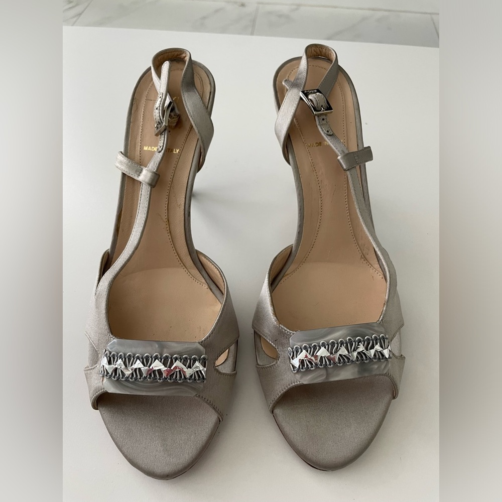 FENDI LIGHT GRAY SLINGBACK HIGH HEELS SIZE EU 39 US 9